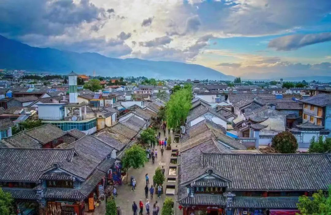 如何看待中概股回归香港？